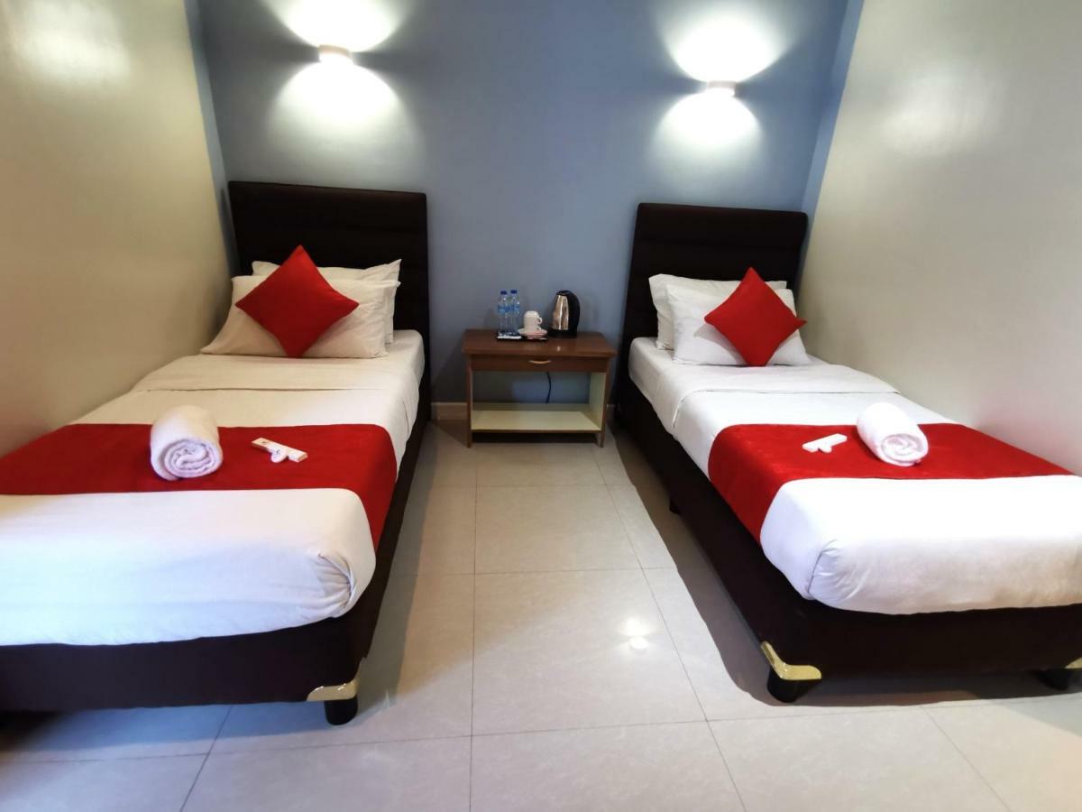 Charms Hotel Coron Exterior photo
