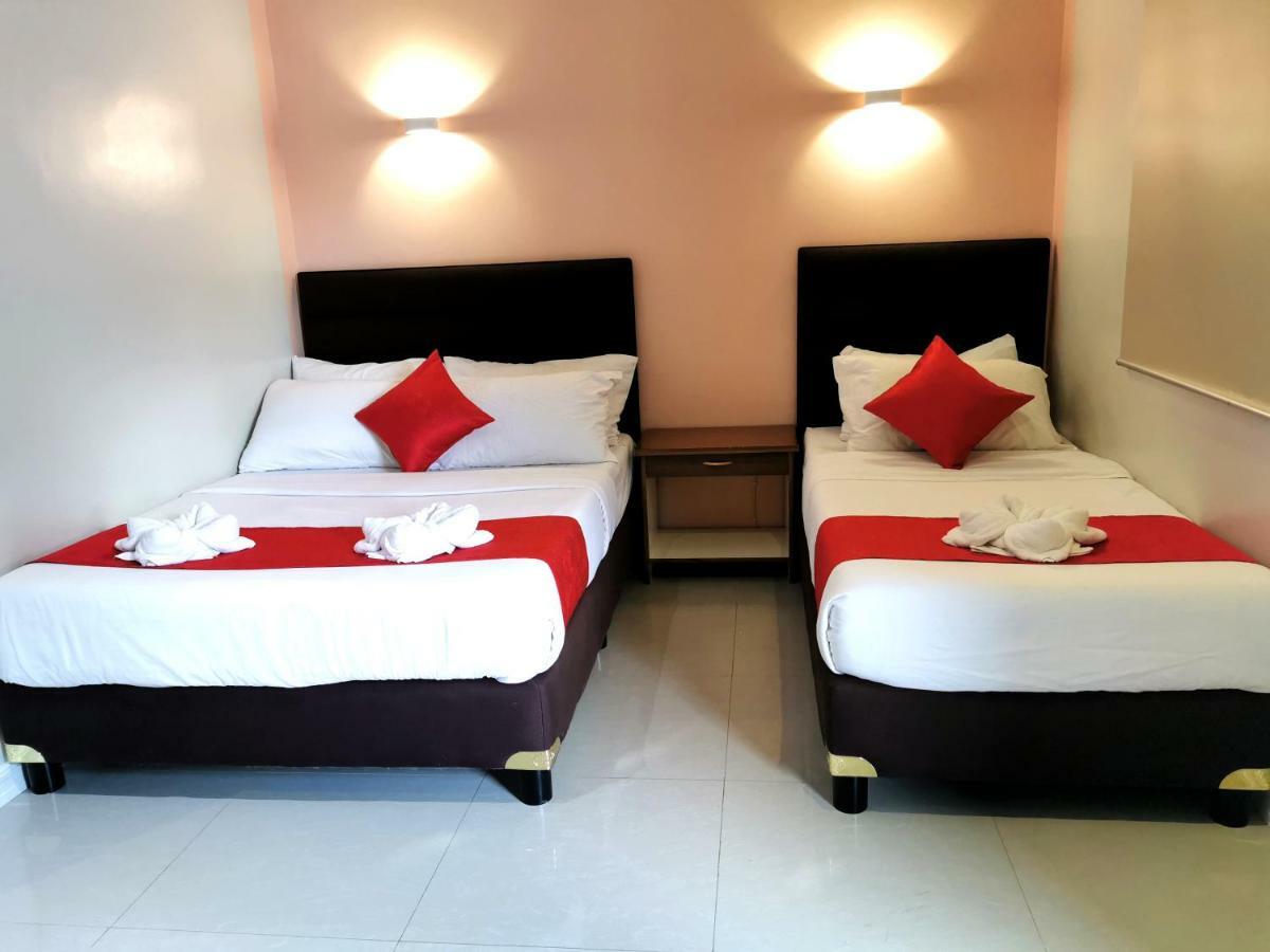 Charms Hotel Coron Exterior photo